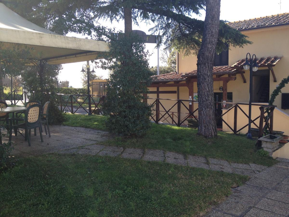 Hotel La Collina Perugia Exterior foto